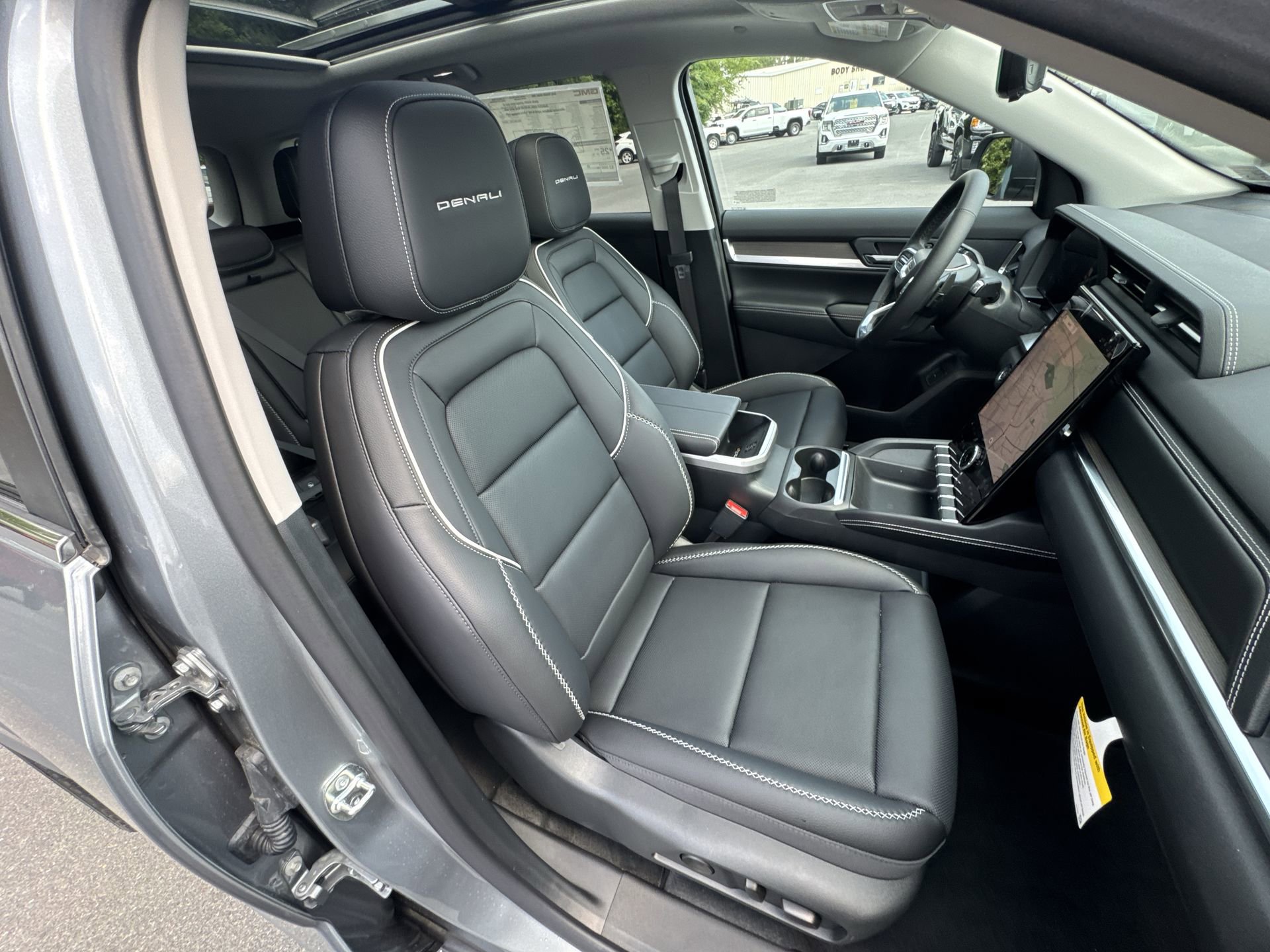 New 2026 GMC Terrain Denali AWD/4WD image 26