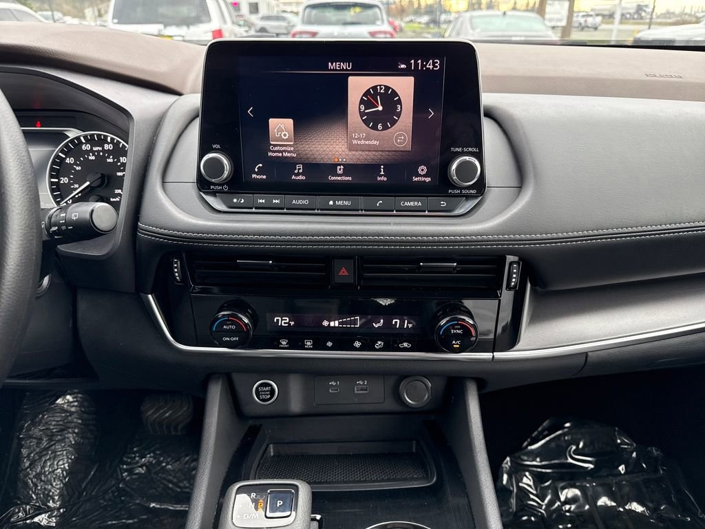 Used 2022 Nissan Rogue SV image 25