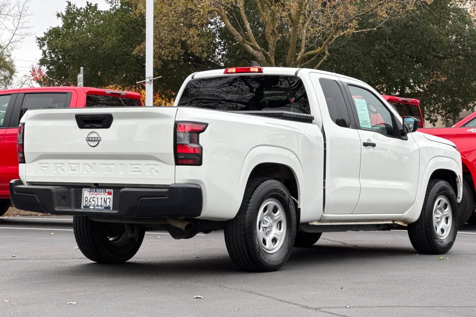Used 2022 Nissan Frontier S image 3