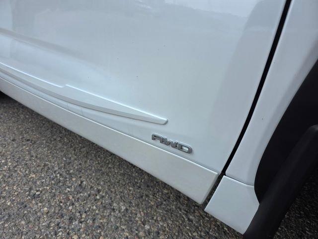 Used 2022 Toyota Highlander XLE image 7