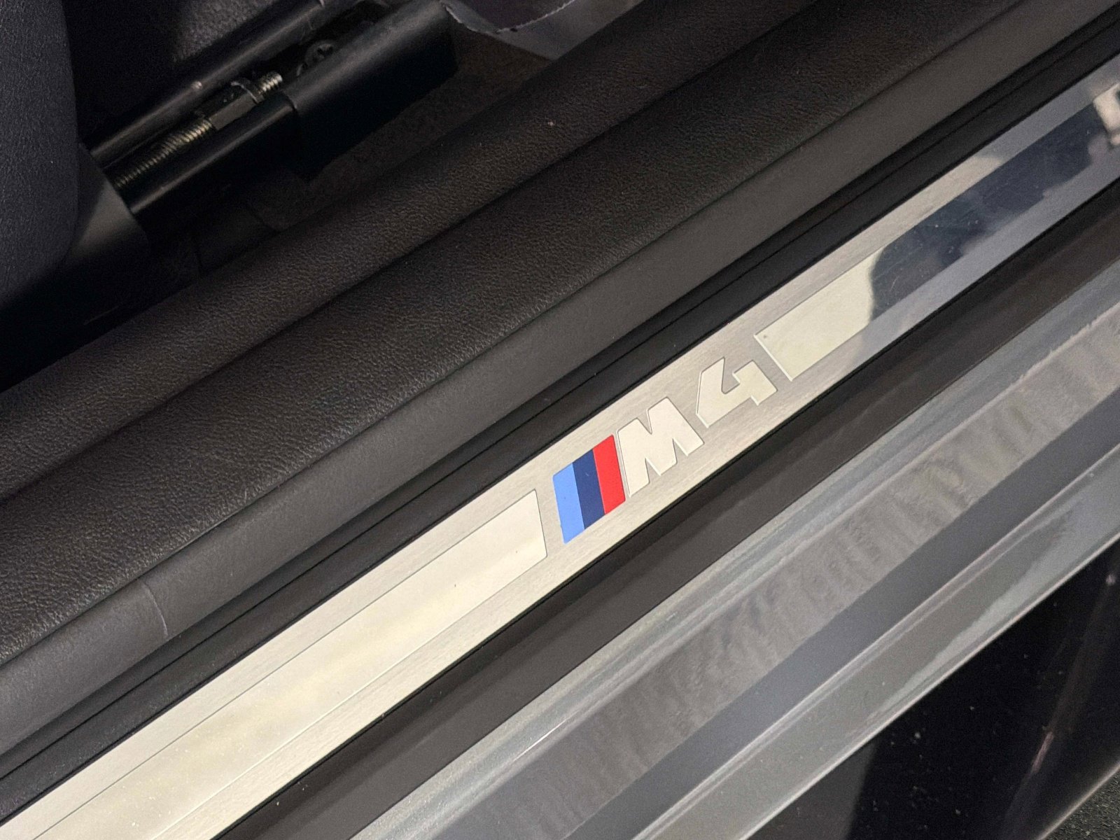 Used 2024 BMW M4 xDrive Competition w/ Executive Package AWD/4WD image 25