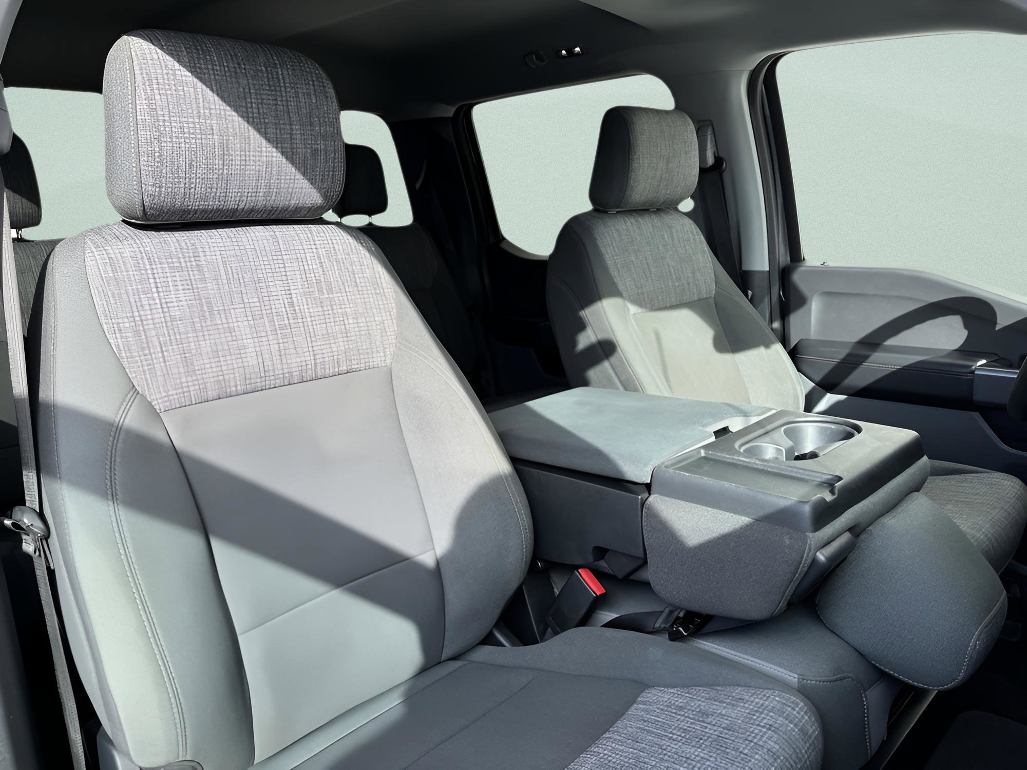 Used 2023 Ford F150 XLT image 28