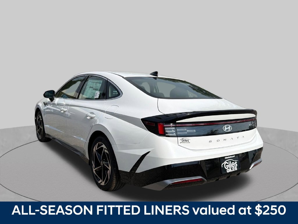 New 2026 Hyundai Sonata SEL FWD image 3