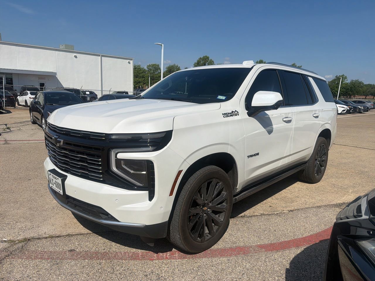 Used 2025 Chevrolet Tahoe High Country AWD/4WD image 1