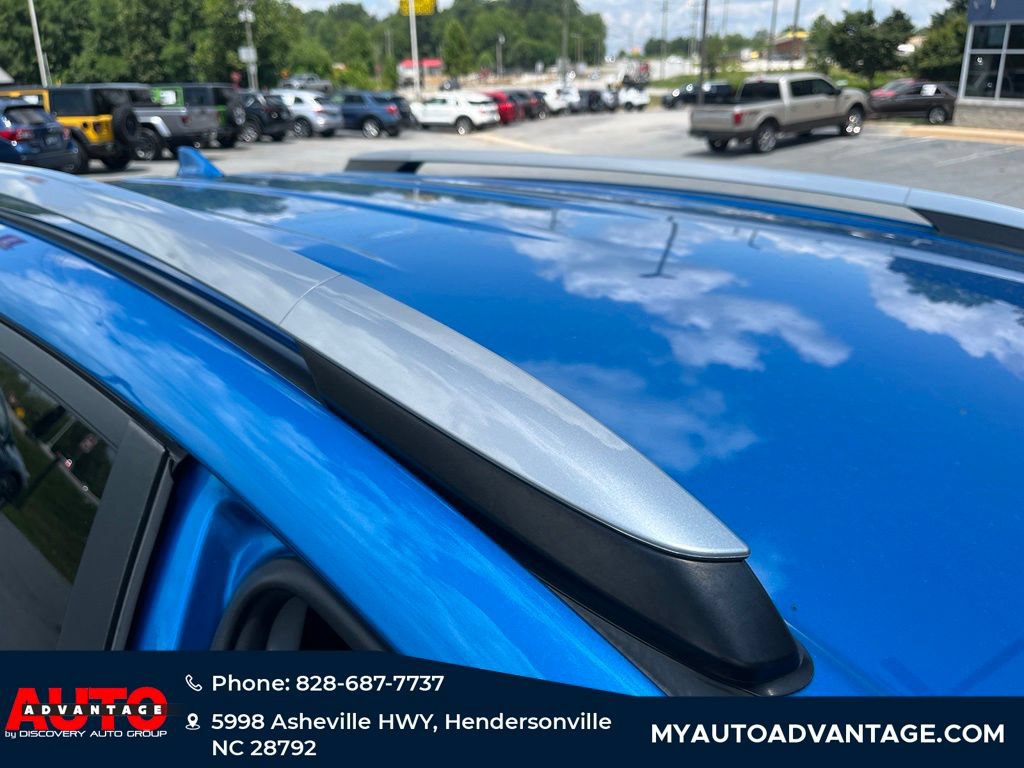 Used 2017 Toyota RAV4 LE w/ All Weather Liner Package AWD/4WD image 28