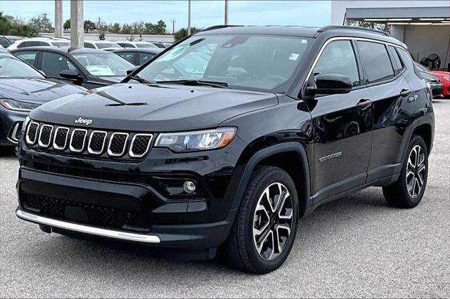 Used 2023 Jeep Compass Limited AWD/4WD image 9