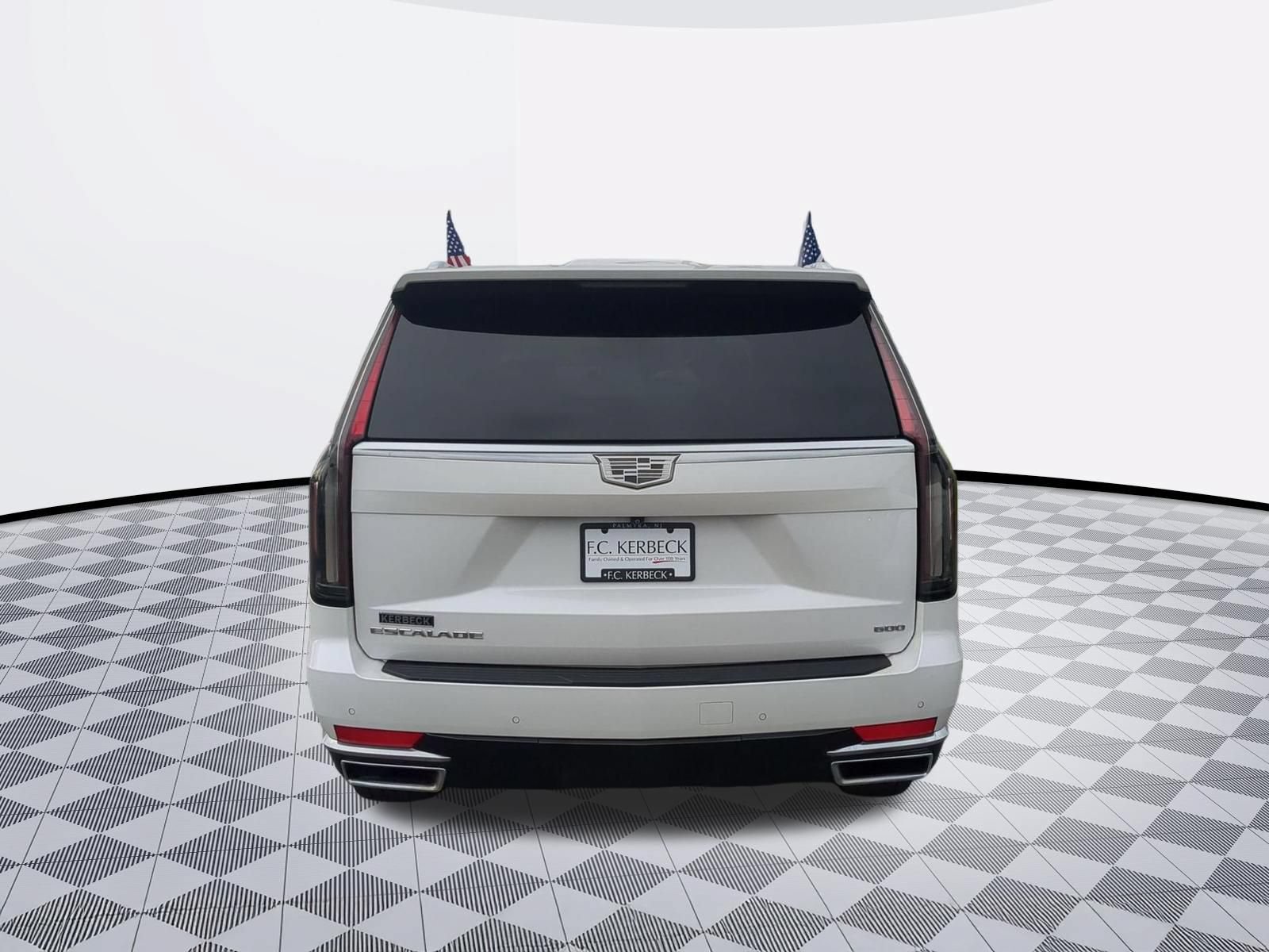 Certified 2022 Cadillac Escalade Luxury AWD/4WD image 6
