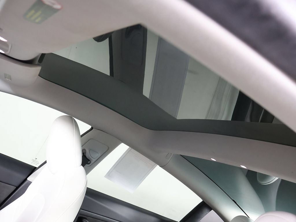 Used 2023 Tesla Model 3 Standard Range RWD image 19
