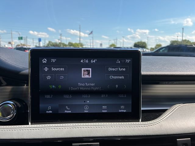 Used 2022 Lincoln Corsair FWD w/ Premium Package image 16