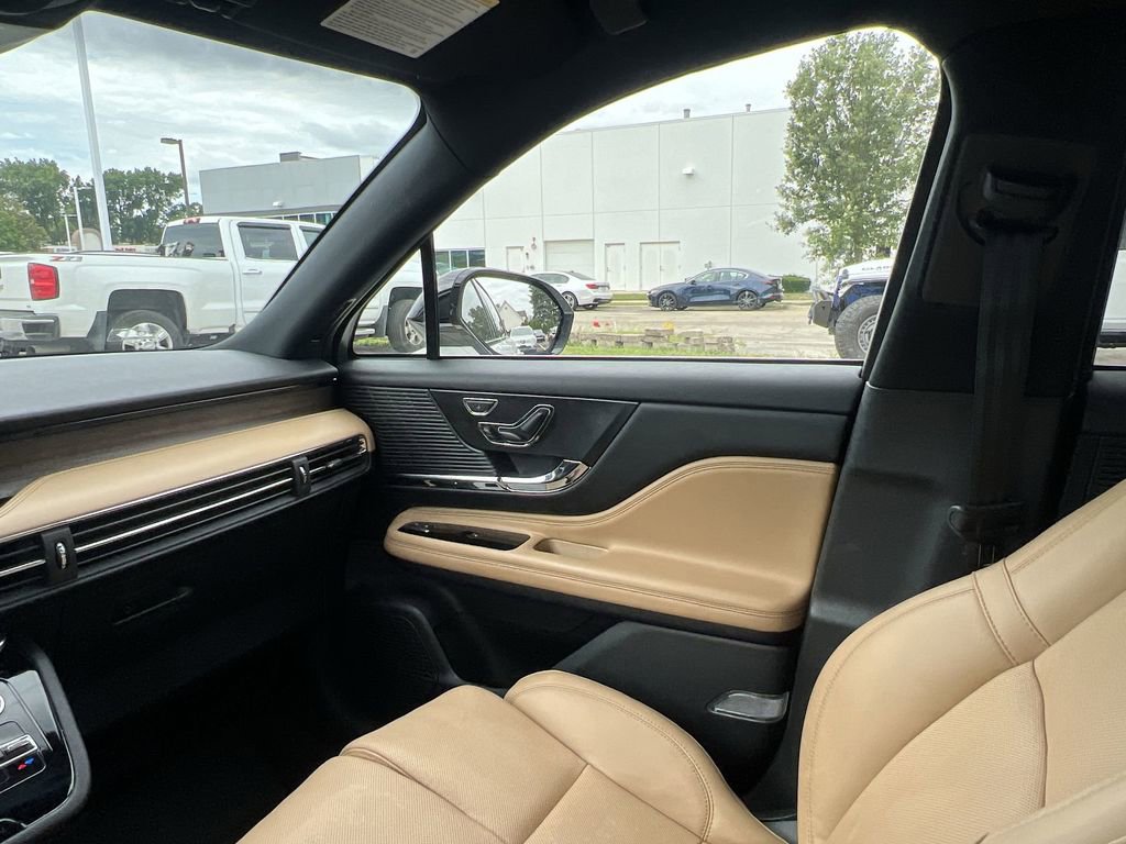 Used 2022 Lincoln Corsair Grand Touring w/ Elements Technology Bundle AWD/4WD image 11