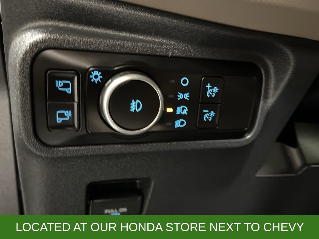 Used 2023 Ford Bronco Wildtrak image 13