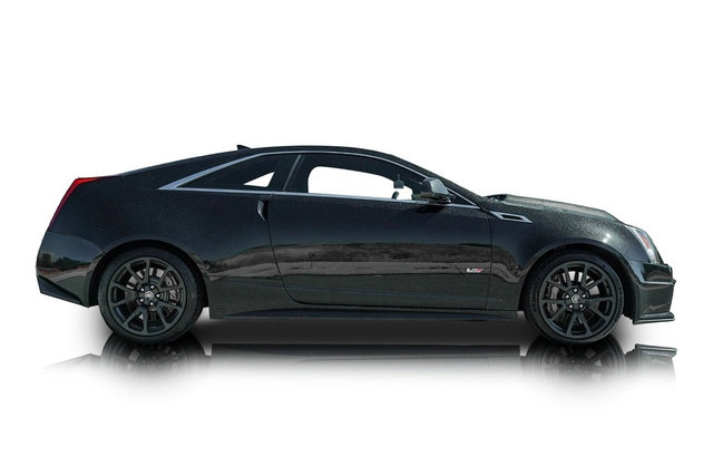 Used 2011 Cadillac CTS V RWD image 2