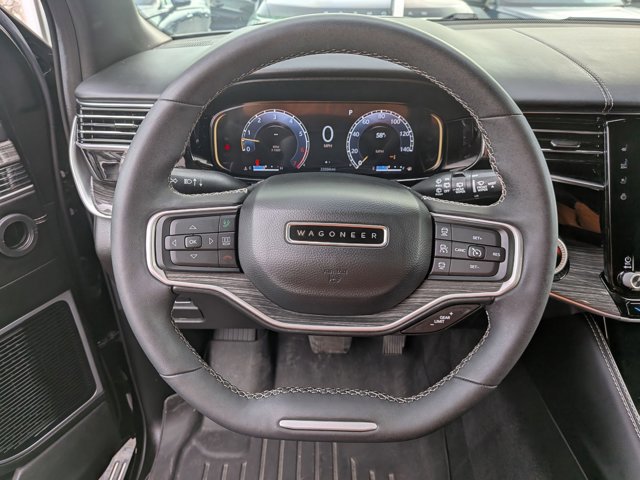 Used 2022 Jeep Wagoneer Series III w/ Premium Group I image 14