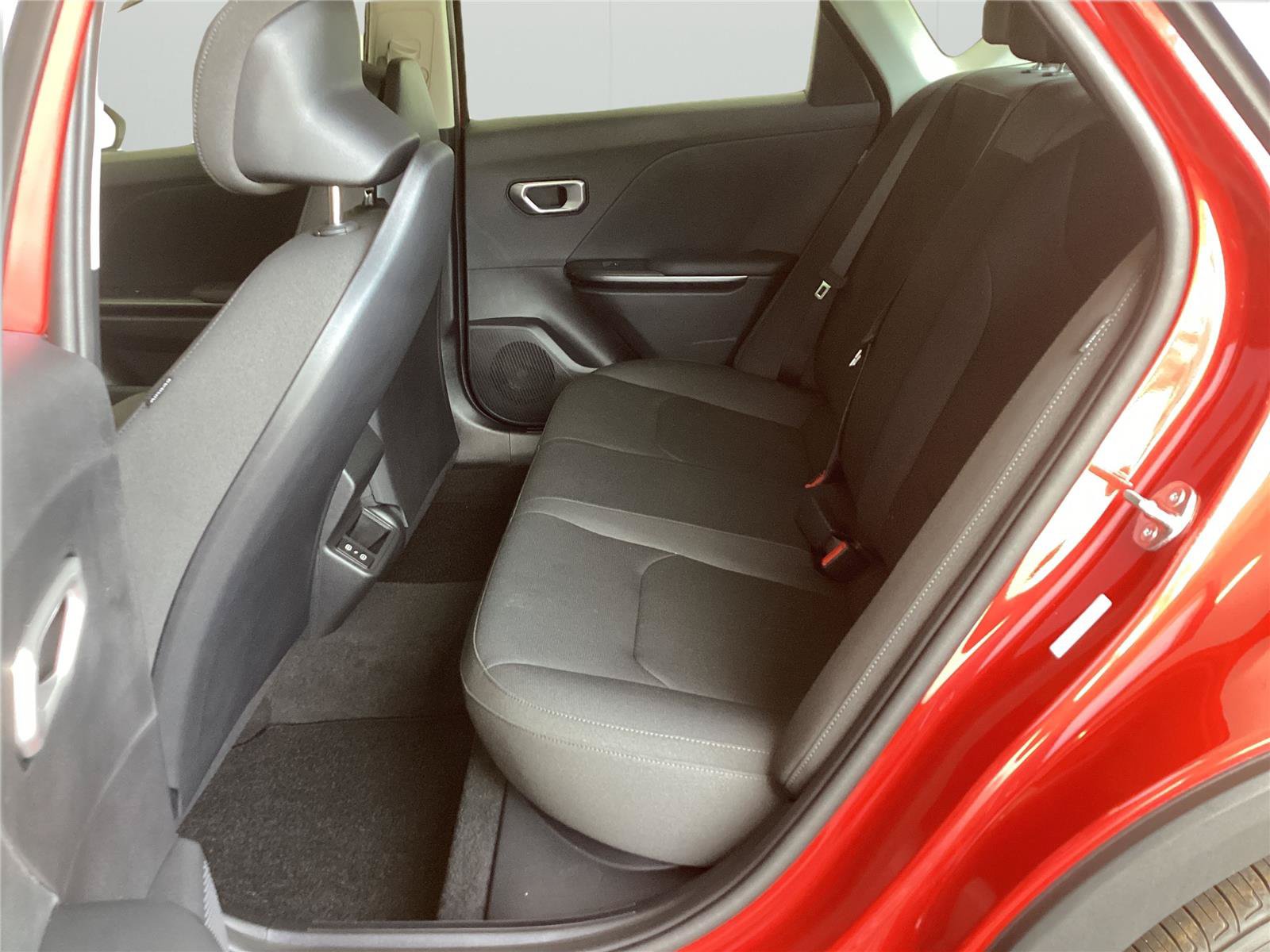 New 2026 Kia K4 FWD image 8