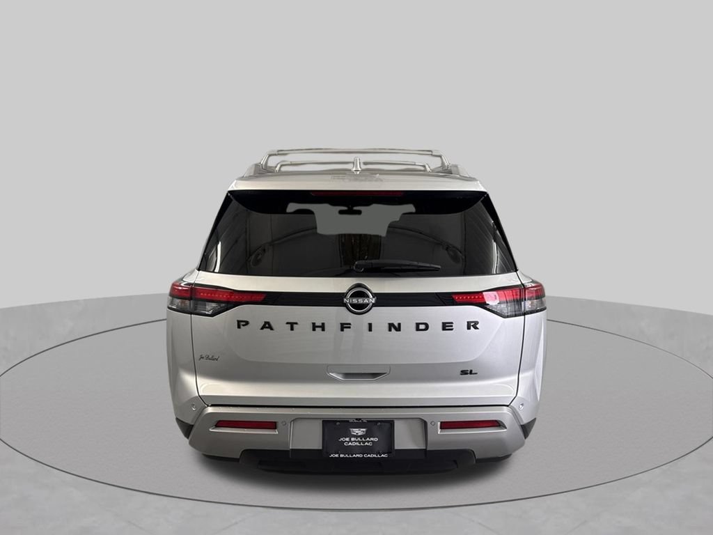 Used 2025 Nissan Pathfinder SL w/ Black Appearance Package FWD image 6