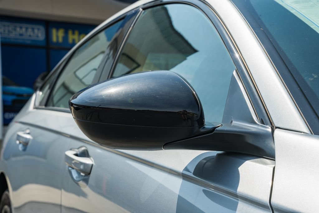 Certified 2025 Honda Accord SE image 10