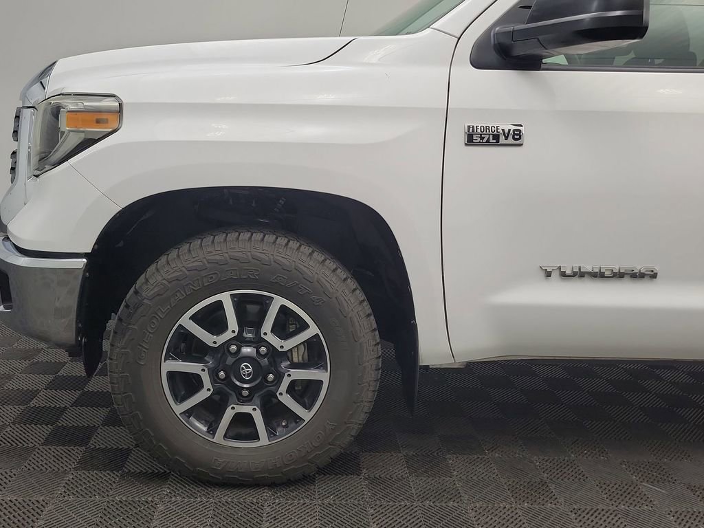 Used 2018 Toyota Tundra SR5 image 9