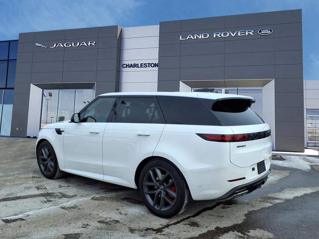 Certified 2024 Land Rover Range Rover Sport Dynamic SE image 3