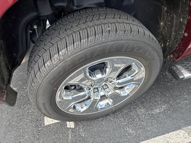 Used 2025 RAM 1500 Big Horn AWD/4WD image 9