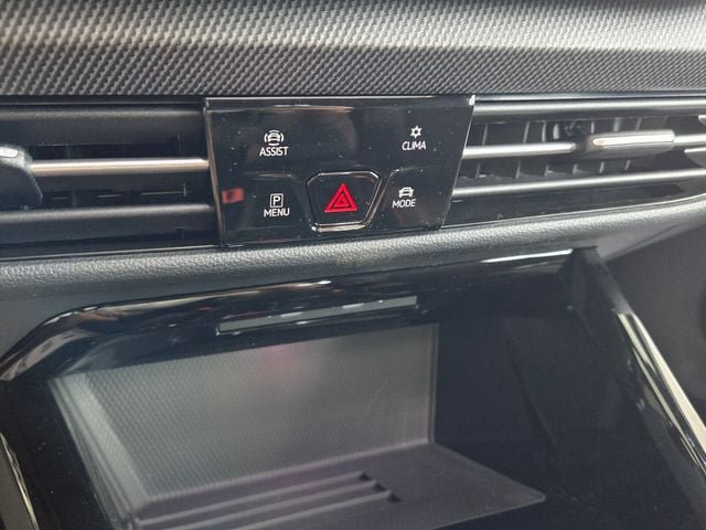 New 2026 Volkswagen GTI SE FWD image 21