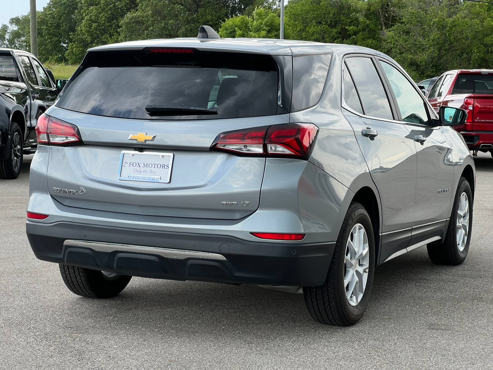 Used 2024 Chevrolet Equinox LT AWD/4WD image 9