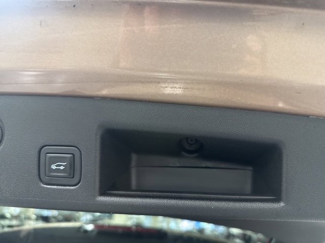 Used 2019 Chevrolet Equinox LT image 17