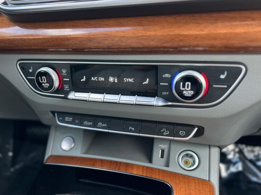 Used 2022 Audi Q5 2.0T Premium Plus w/ Premium Plus Package image 18