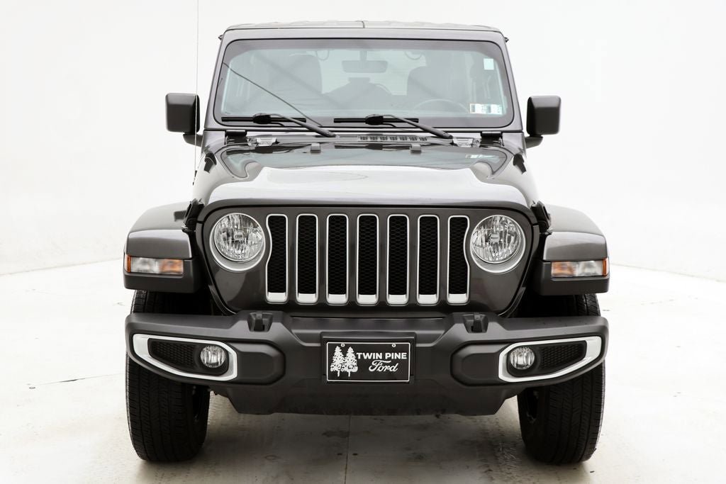 Used 2023 Jeep Wrangler Unlimited Sahara w/ Cold Weather Group AWD/4WD image 5