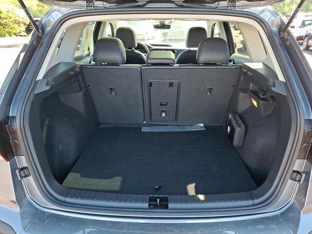 Certified 2023 Volkswagen Taos SEL AWD/4WD image 35