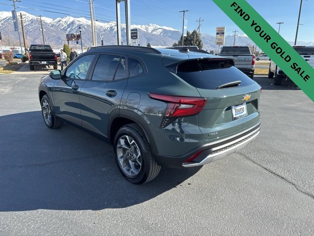 Used 2025 Chevrolet Trax LT image 5