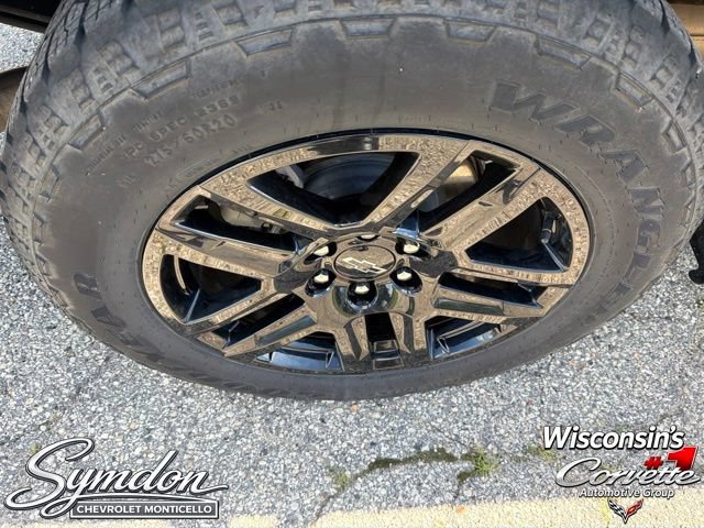 Used 2023 Chevrolet Silverado 1500 Custom w/ Rally Edition AWD/4WD image 23
