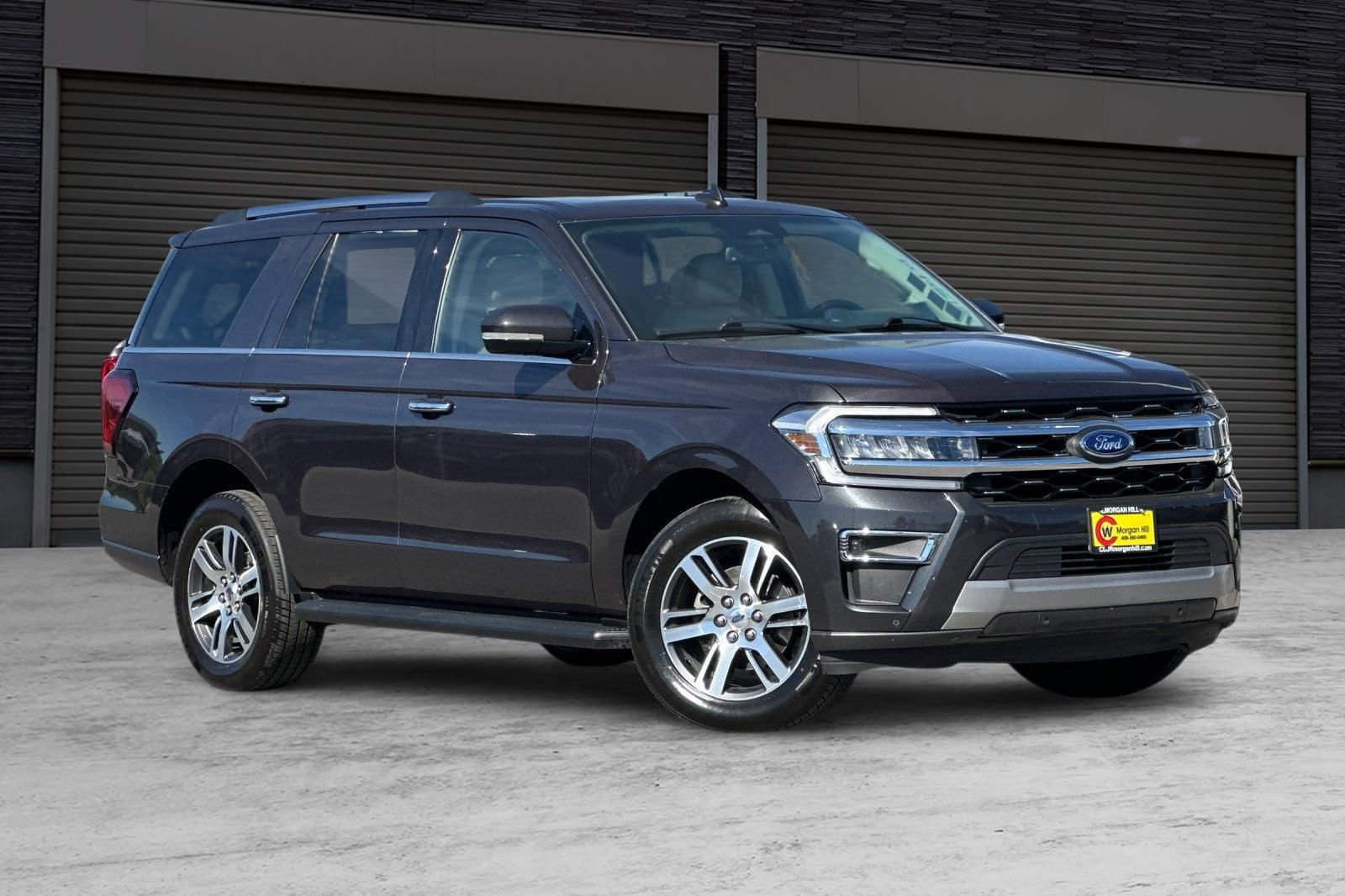 Used 2024 Ford Expedition Limited image 2