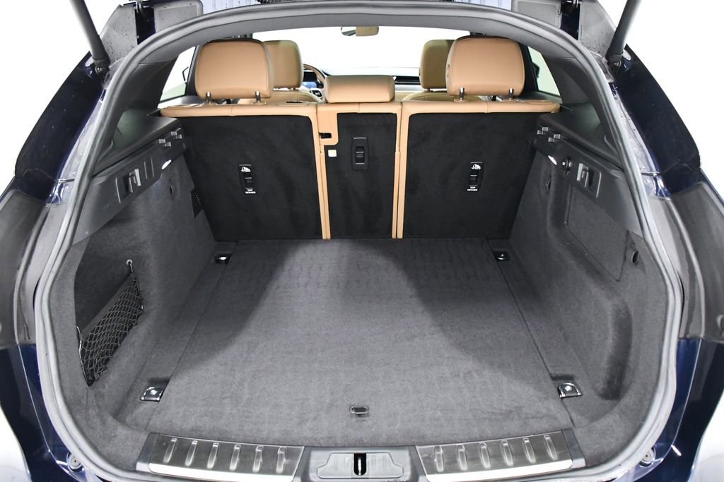 Used 2022 Jaguar F-PACE S image 22