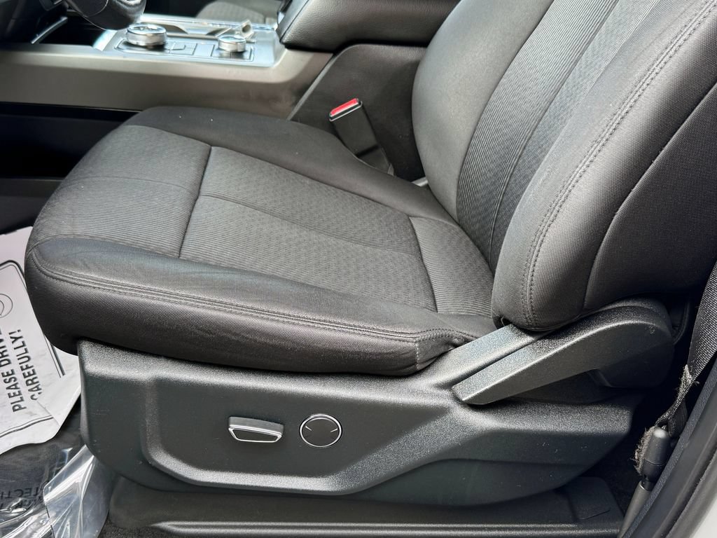 Used 2018 Ford Expedition XLT AWD/4WD image 20