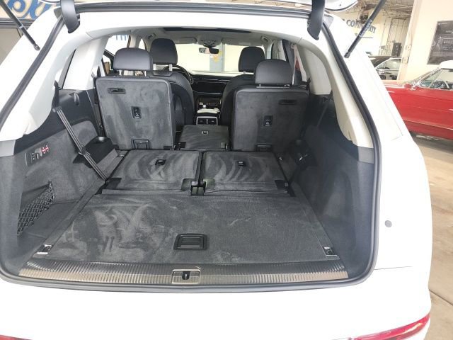 Used 2023 Audi Q7 3.0T Prestige image 14