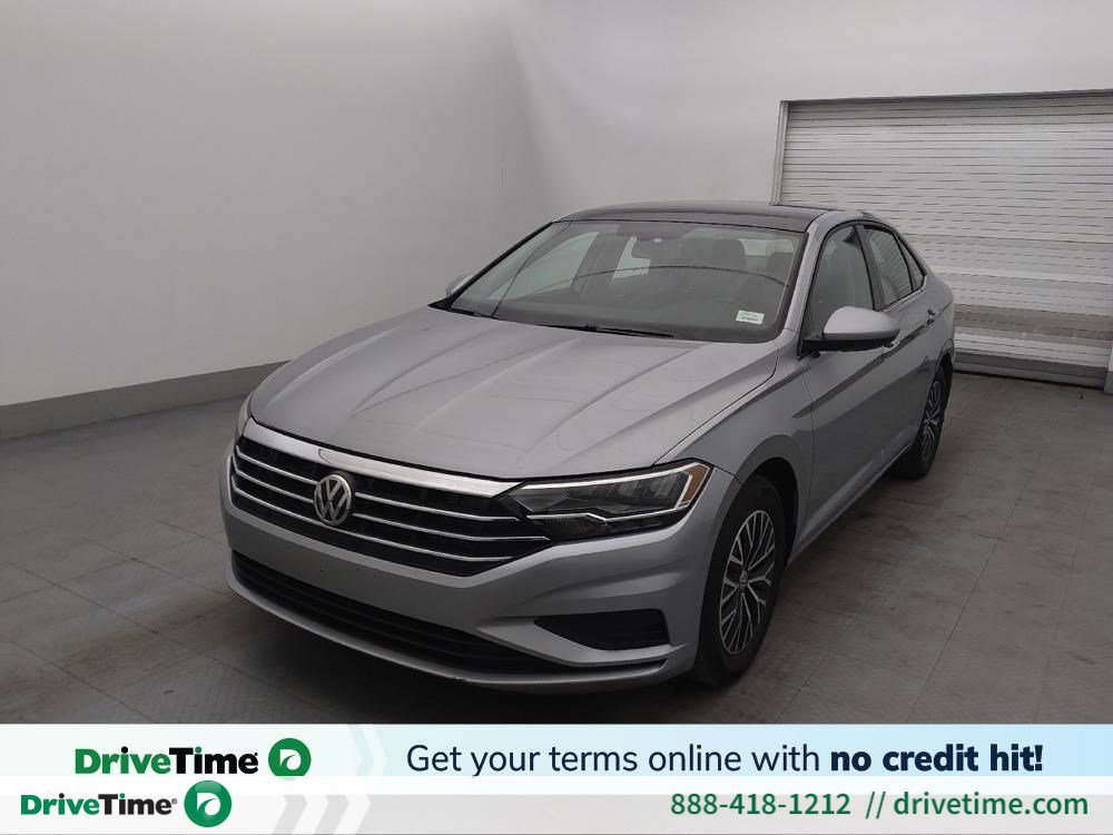 Used 2019 Volkswagen Jetta SE w/ Cold Weather Package FWD image 1