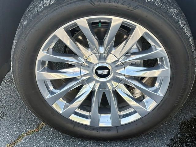 Certified 2024 Cadillac Escalade Premium Luxury AWD/4WD image 32