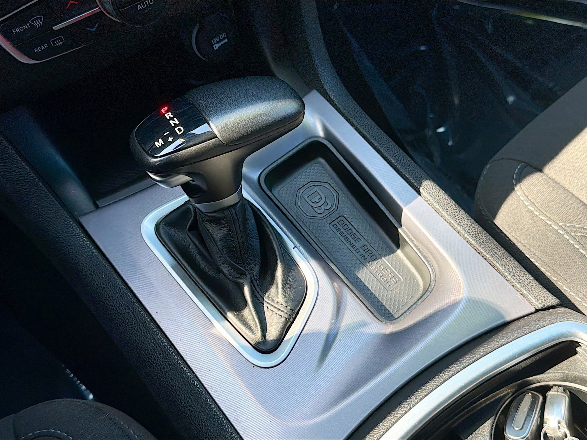 Used 2022 Dodge Charger SXT w/ Driver Convenience Group image 28