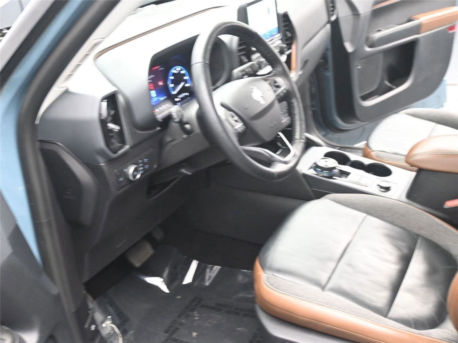 Used 2022 Ford Bronco Sport Outer Banks w/ Tech Package image 5