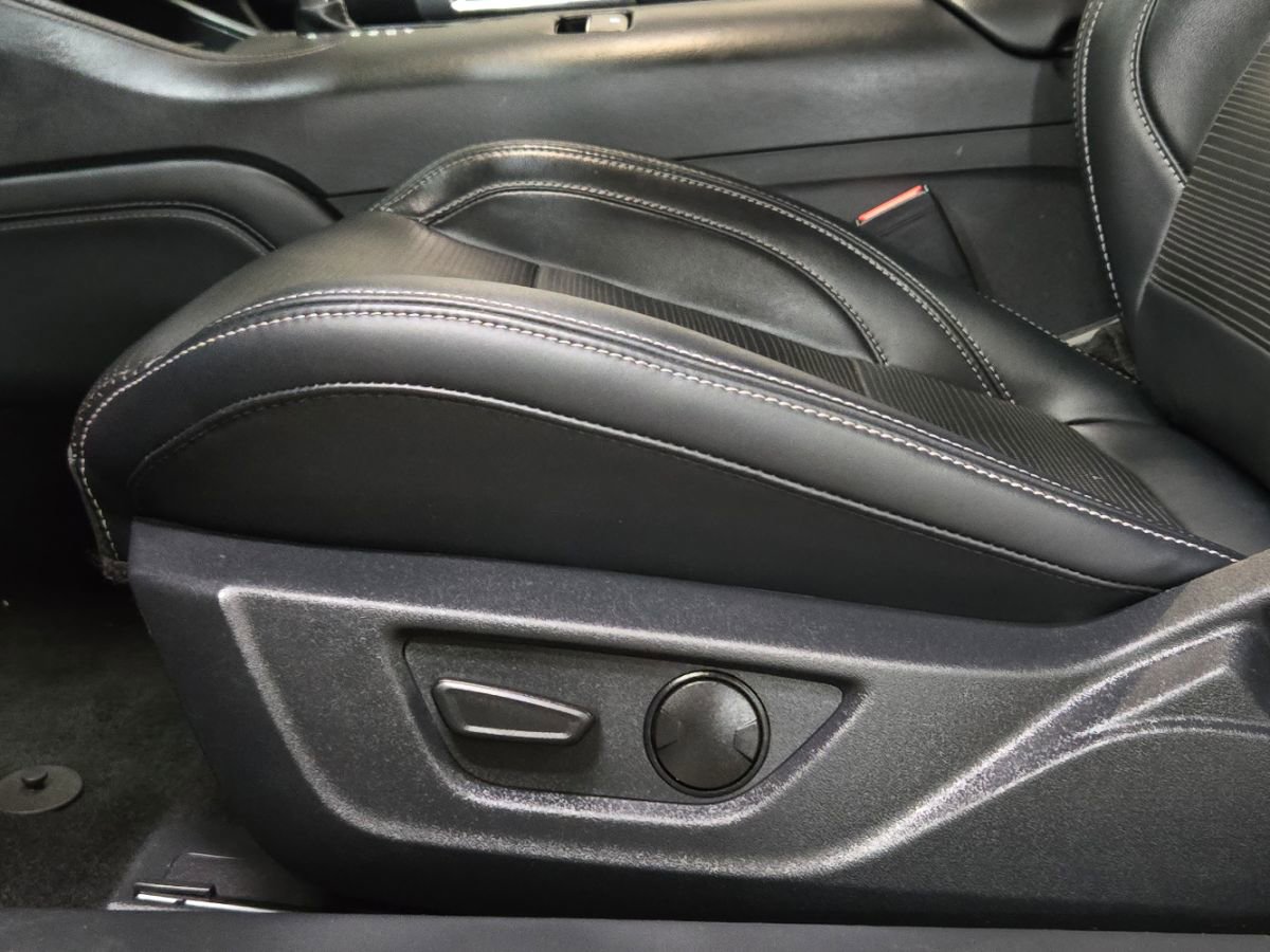 Used 2024 Ford Mustang GT Premium RWD image 33