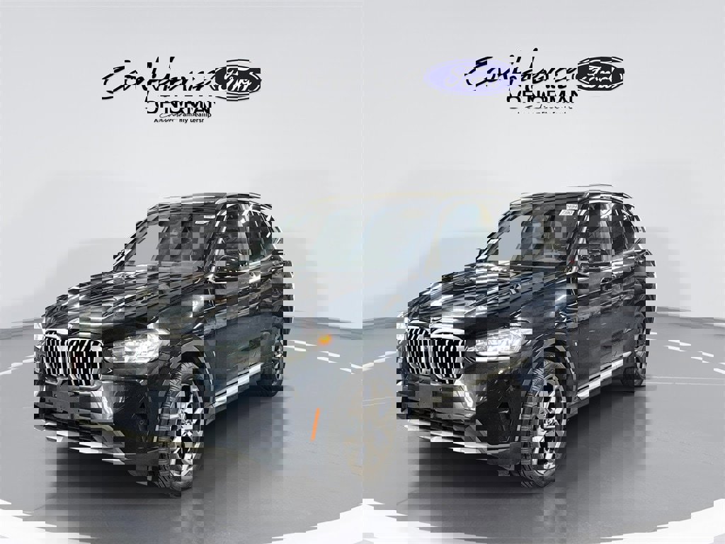 Used 2023 BMW X3 sDrive30i image 3