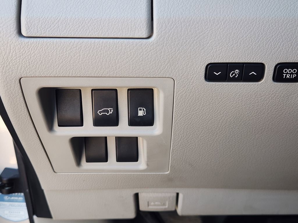 Used 2012 Lexus RX 350 FWD w/ Premium Pkg image 21