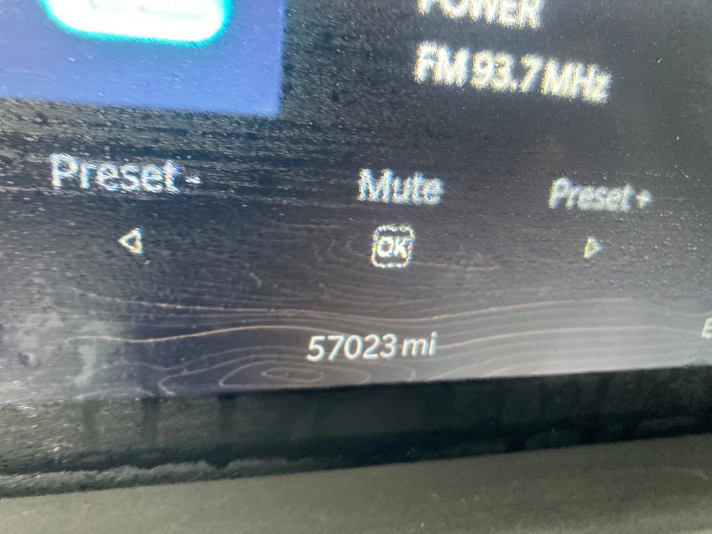 Used 2022 Jeep Grand Cherokee Limited image 20