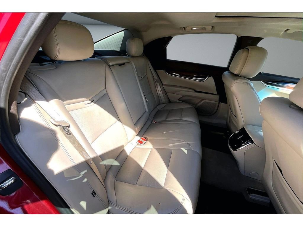 Used 2014 Cadillac XTS Luxury FWD image 26