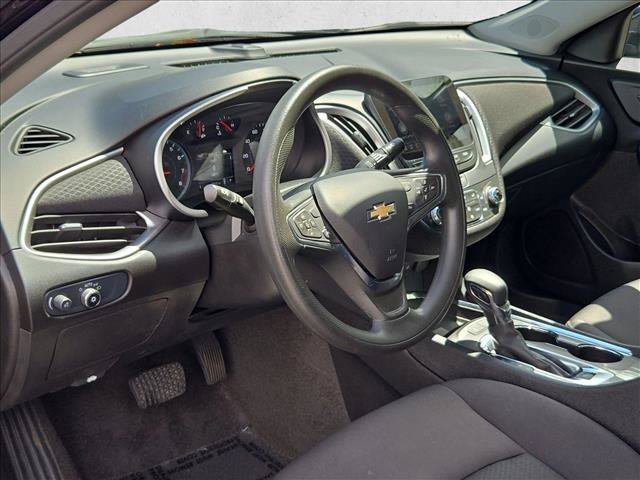 Used 2025 Chevrolet Malibu LT FWD image 10