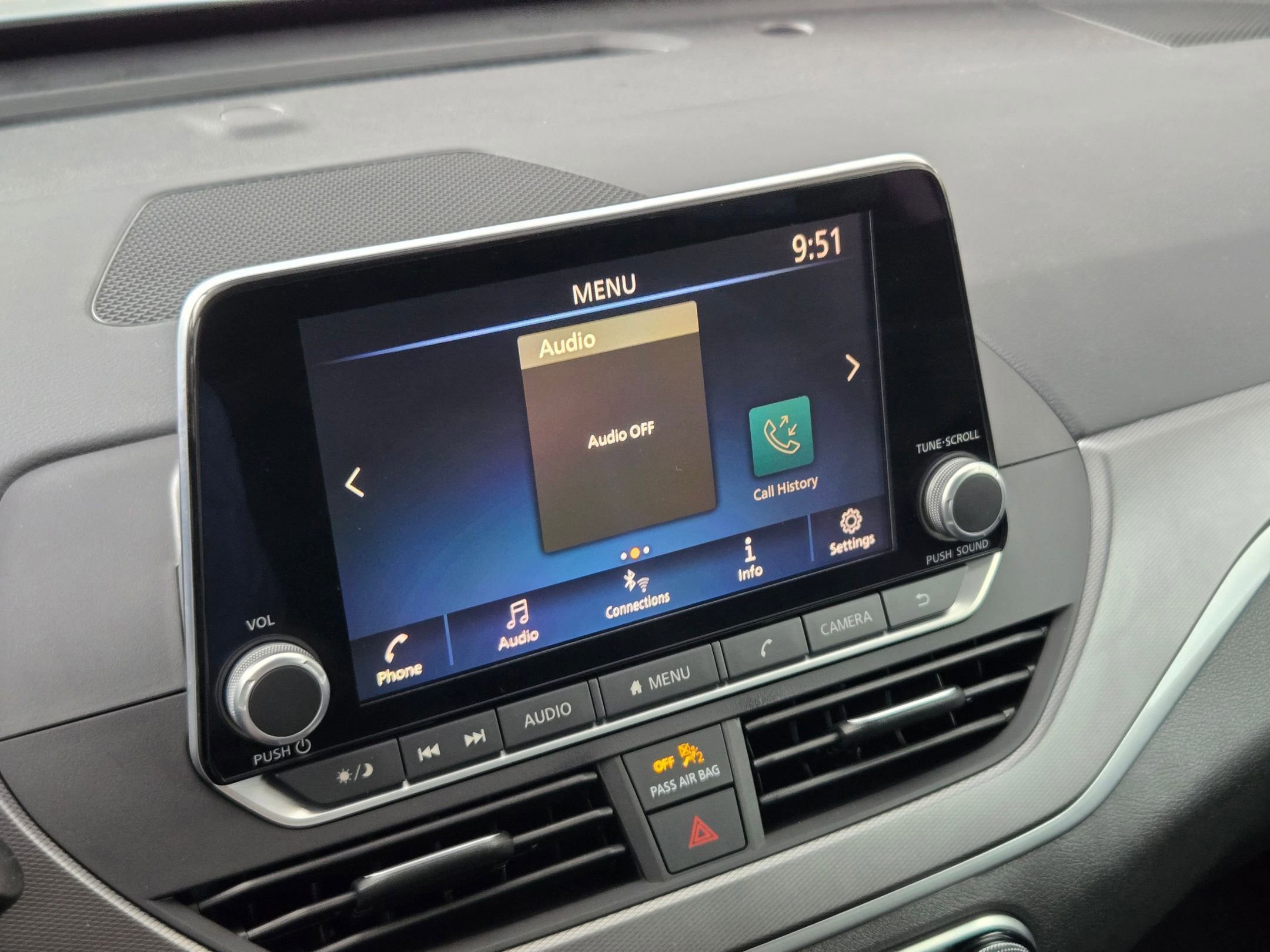 Used 2023 Nissan Altima 2.5 SR image 17