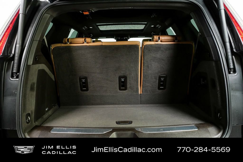 Used 2023 Cadillac Escalade Sport w/ LPO, ONYX Package image 33