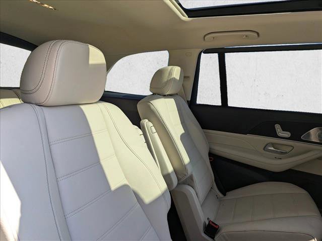 Used 2020 Mercedes-Benz GLS 450 4MATIC image 20
