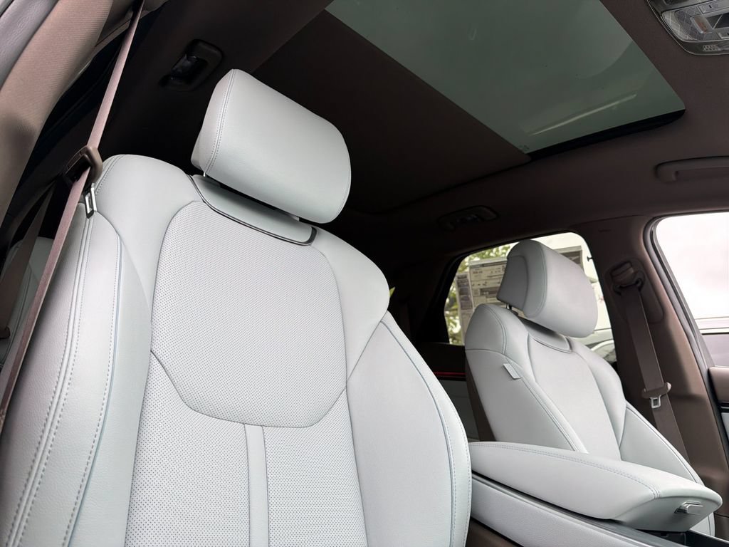 New 2026 Genesis Electrified GV70 AWD/4WD image 17