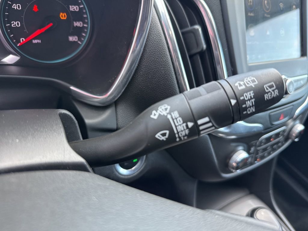 Used 2019 Chevrolet Equinox LT image 39